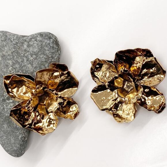 Zara Jewelry - NEW Golden Flower Statement Earrings